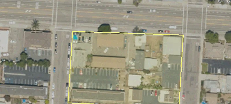 528 Grand Ave