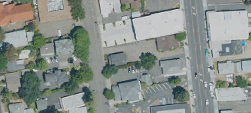 515 School St