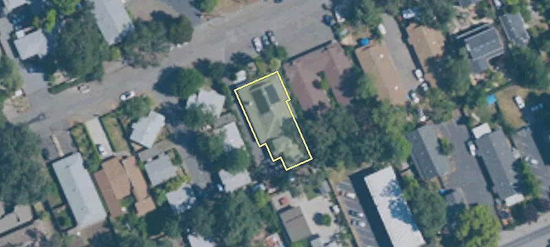425 Arbor Ave