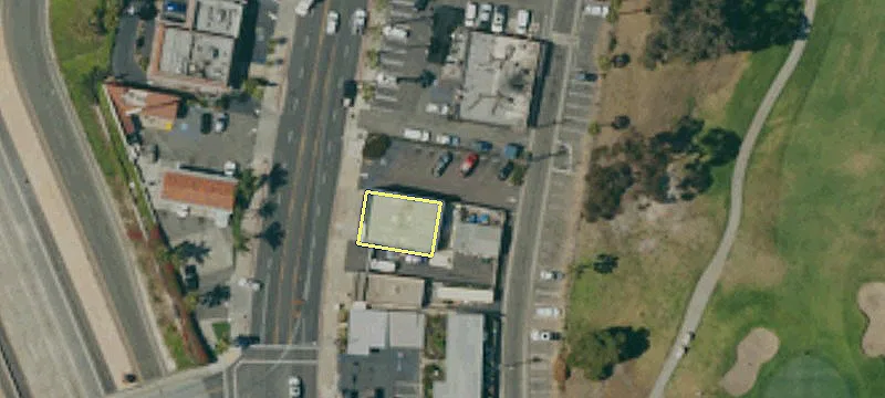 2400 El Camino Real