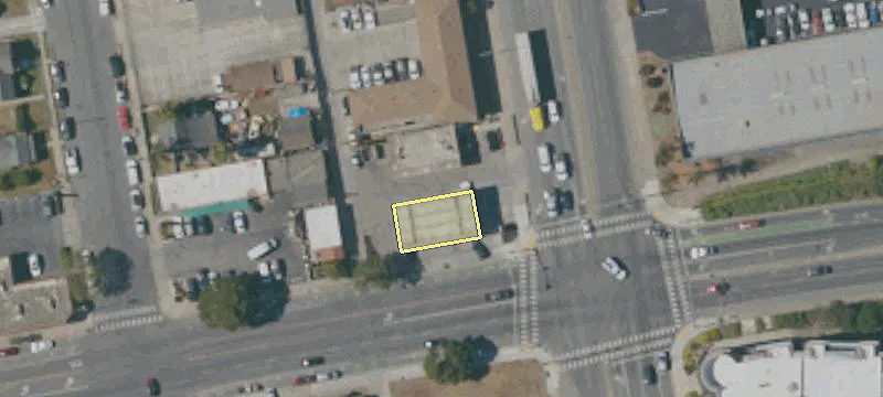 215 Alisal St