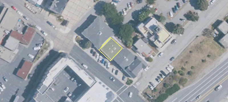 225 Rockaway Bch Ave