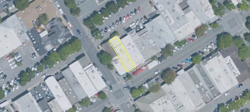 290 Main St