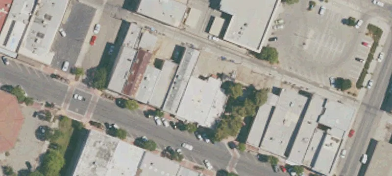 420 Ctr St