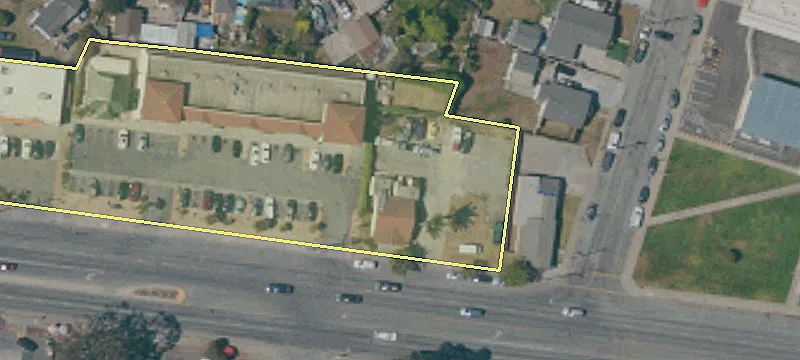 1039 Alisal St