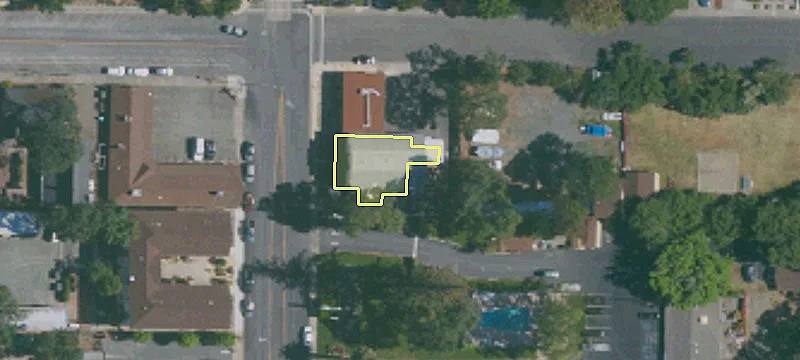 1170 Main St