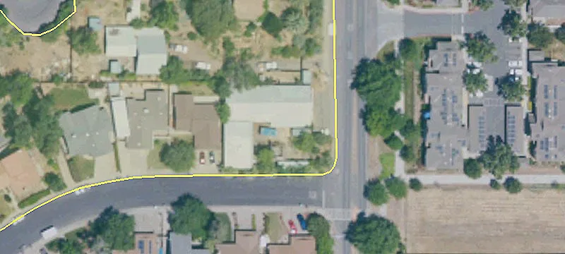 820 Railroad Ave
