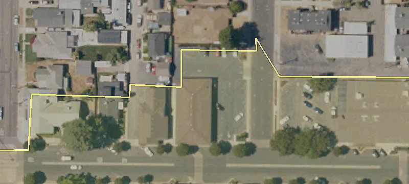 411 Main St