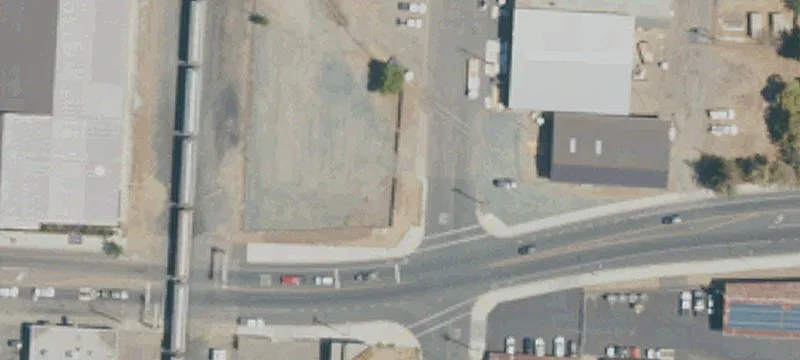 301 Main St