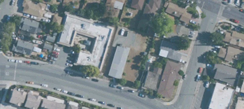 555 School St