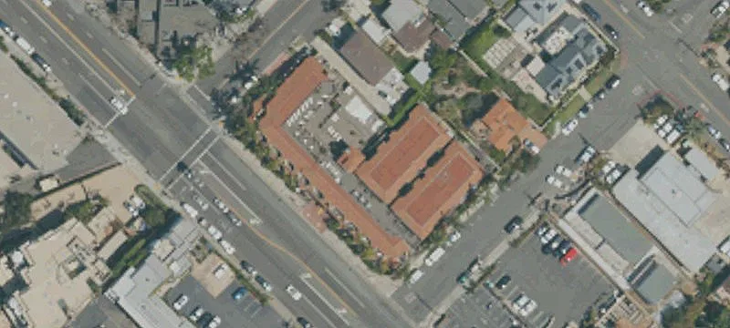 1600 Coast Hwy