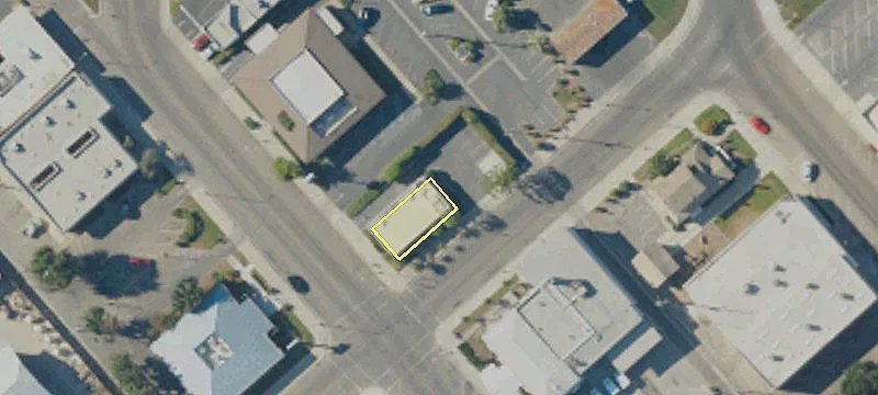 2100 High St