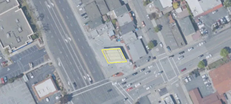 800 El Camino Real