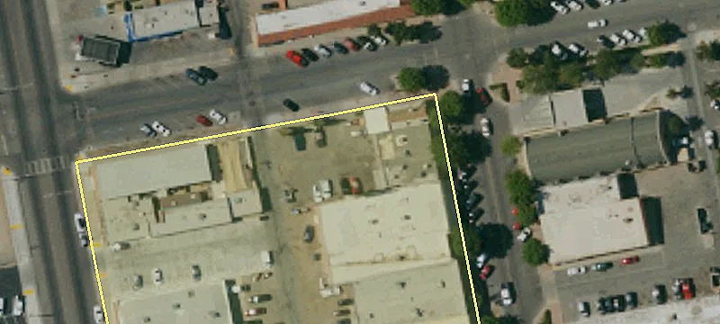 1131 Main St