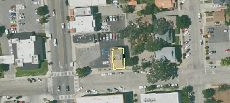 1502 Spg St