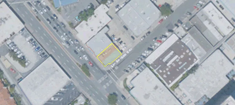 2075 El Camino Real