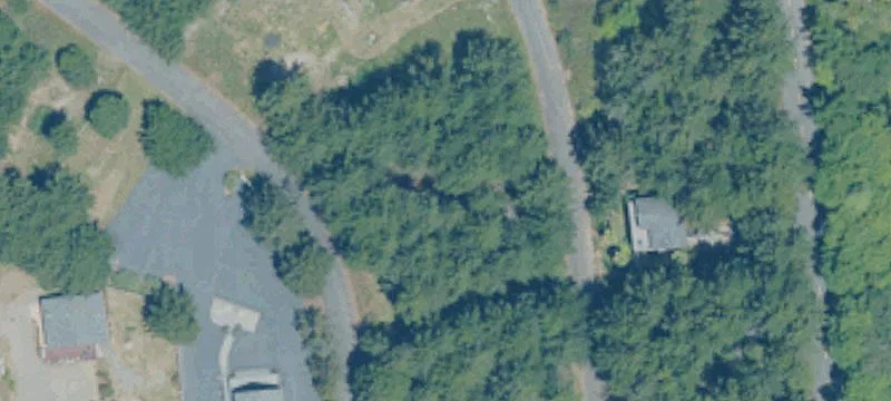 27 Dolphin Dr