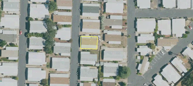 7368 Whyte Ave