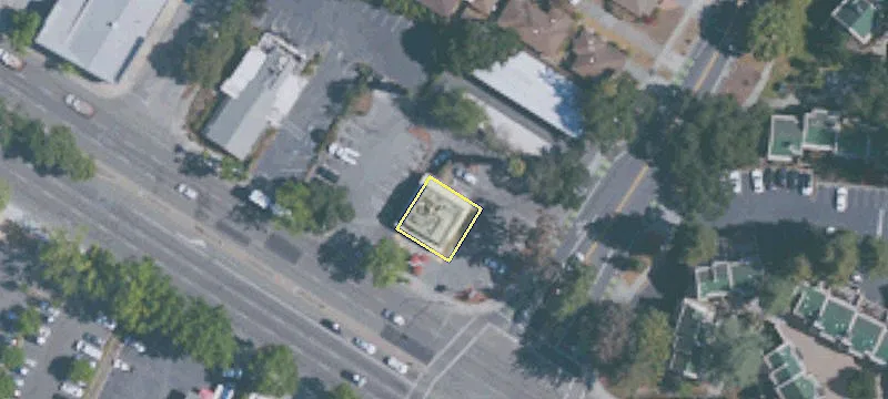 200 El Camino Real