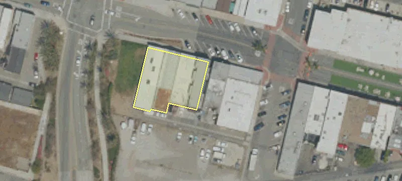 216 Santa Fe Ave