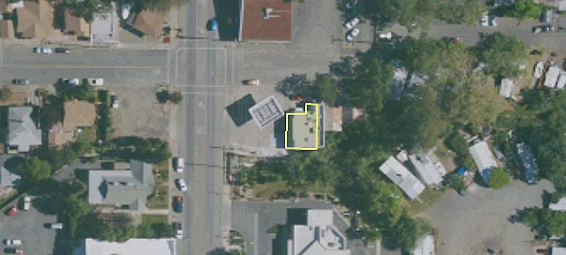 202 Main St