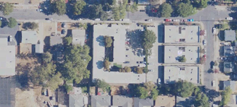 36 Oak Ave