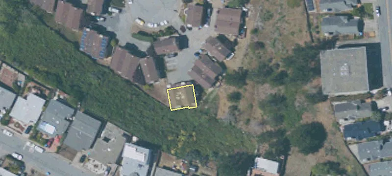 530 Lewis Ln