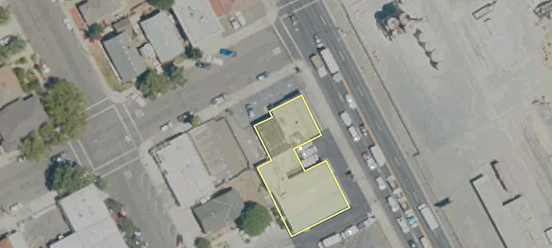 260 Yosemite Ave