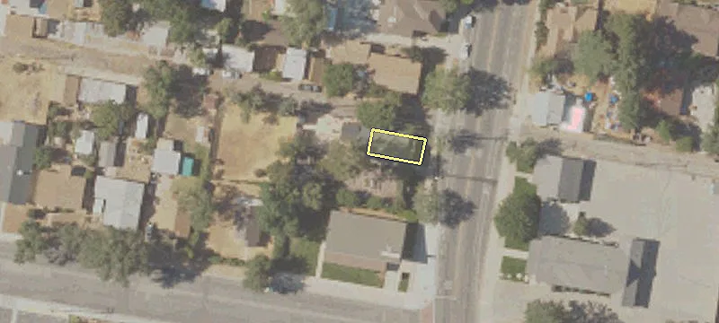 413 Curry St