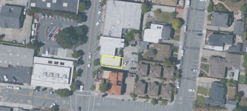 637 Main St