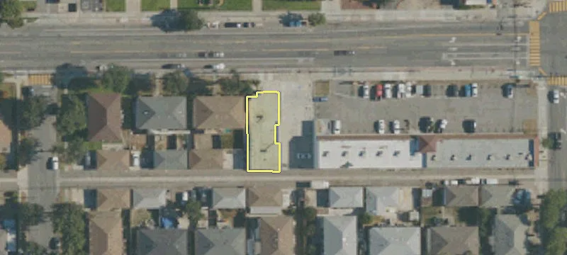2334 Valencia Dr