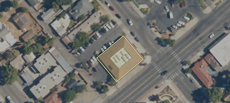 441 Yosemite Ave