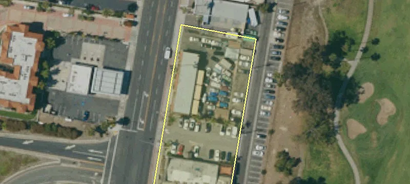 2355 El Camino Real