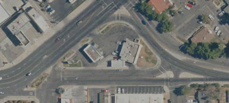 1210 Yosemite Ave