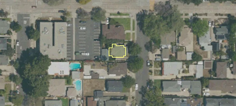 218 Ctr St