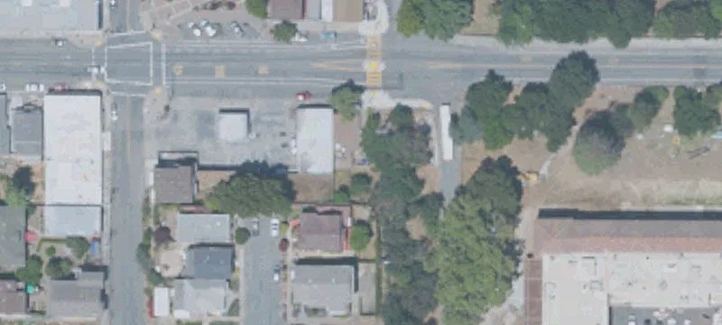 1207 Pomona St