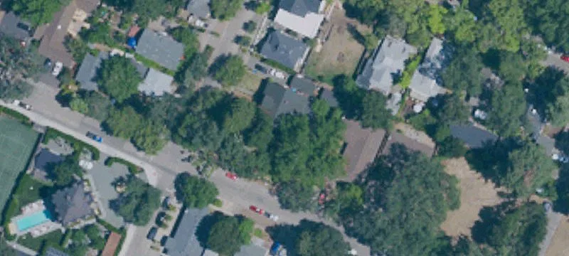 1206 Spg St