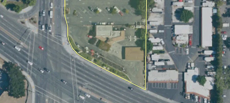 905 El Camino Real