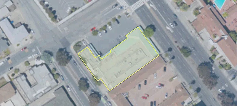 1395 El Camino Real