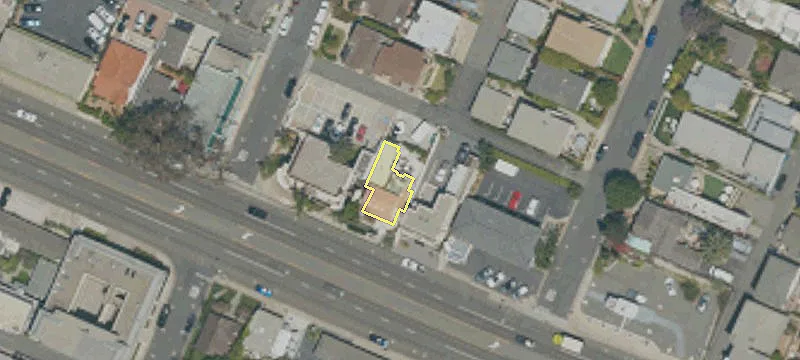 1060 Coast Hwy