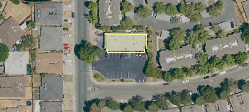 2337 Portola Ave