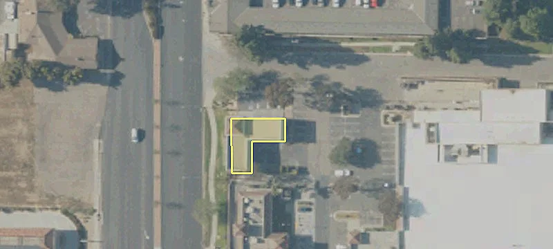 2258 Broadway