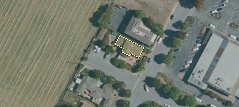27890 Dorris Dr