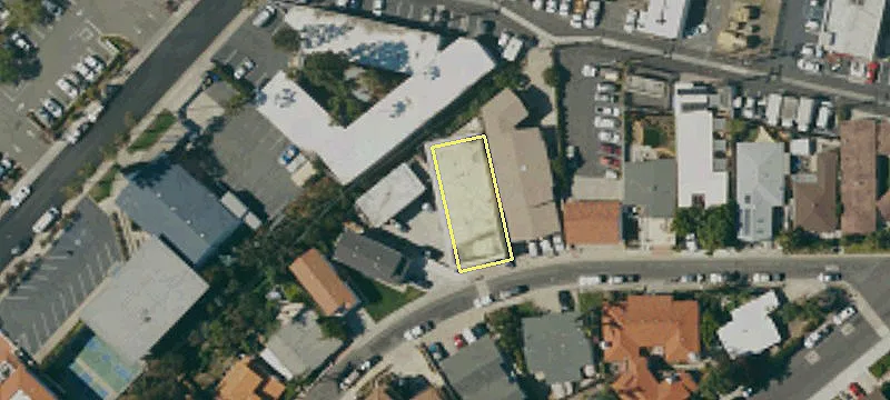 116 Loma Ln