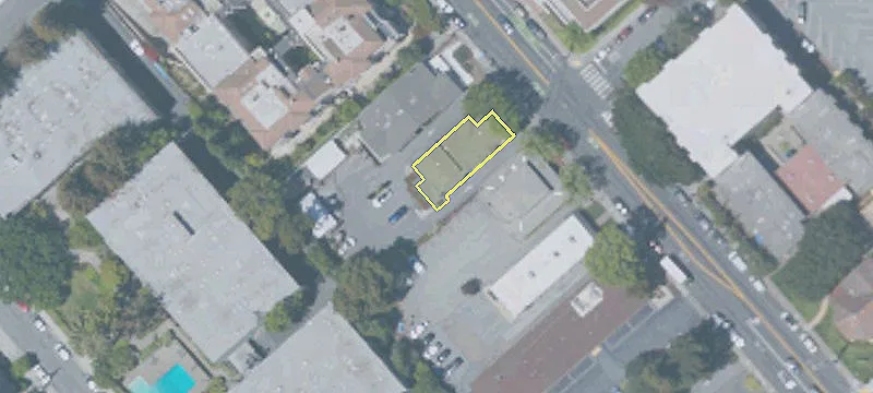 135 San Mateo Dr