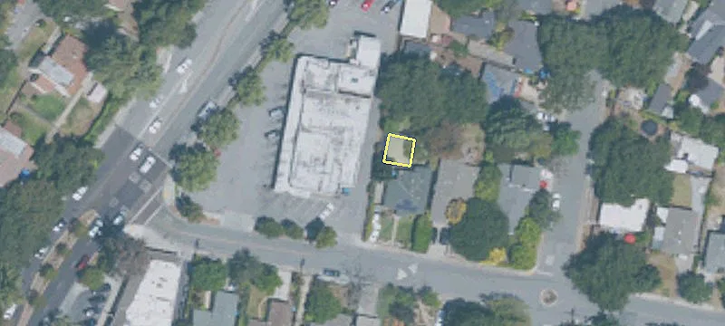 900 Willow Rd