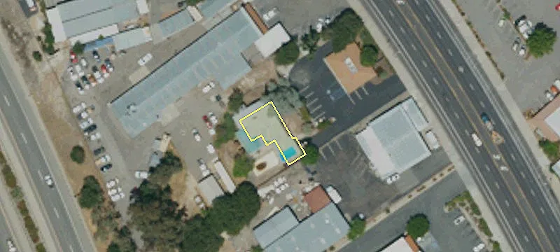 7434 El Camino Real