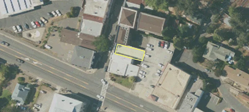 16 Main St