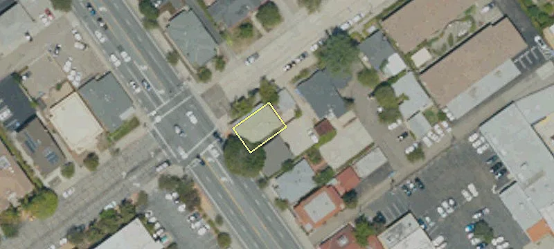 940 Santa Rosa St