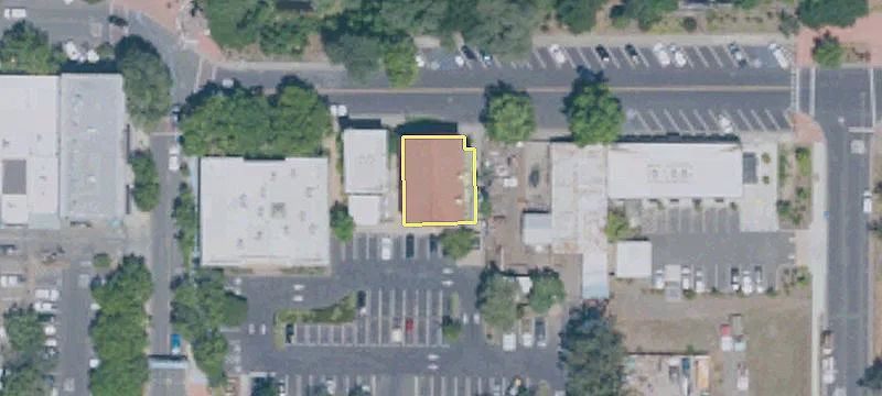 620 Main St